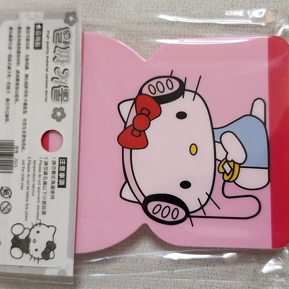 Hello Kitty & Friends X Primark 3pc Set & Matching Wild Fable Scrunchies - Picture 3 of 16